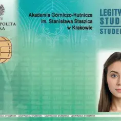 E-legitymacja szkolna studentki AGH w Krakowie z chipem i zdjęciem.