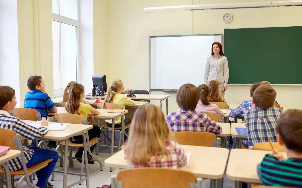 Zdjęcie Czy nauczyciel biologii może uczyć przyrody? Sprawdź wymagania!