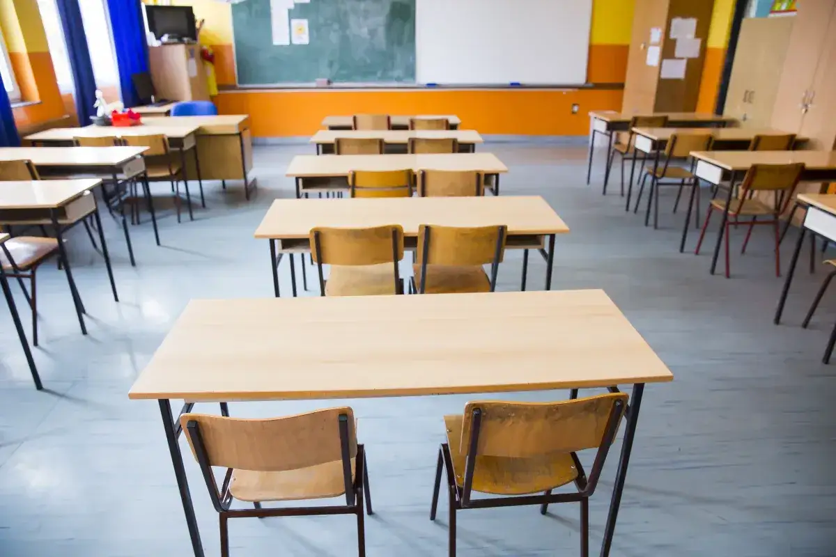 Zdjęcie Czy trzeba się uczyć do 18 roku życia? Zobacz, co musisz wiedzieć