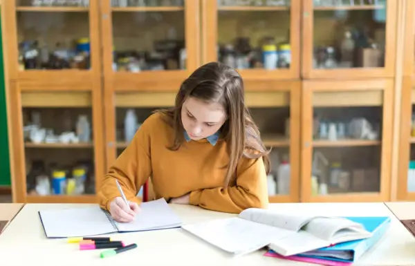 Siódma klasa - Przedmioty, zmiany i jak pomóc dziecku