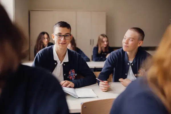 Edukacja domowa w liceum - Czy to rozwiązanie dla Ciebie?